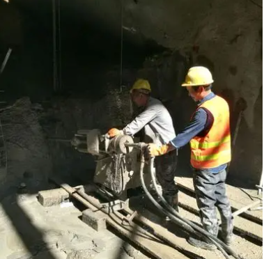 天宁水下抗分散灌浆料特点 水下不分散注浆料介绍