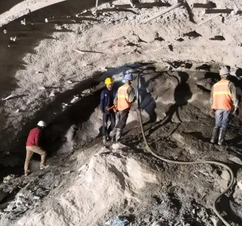 天宁拱顶带模注浆料的施工流程及注意事项